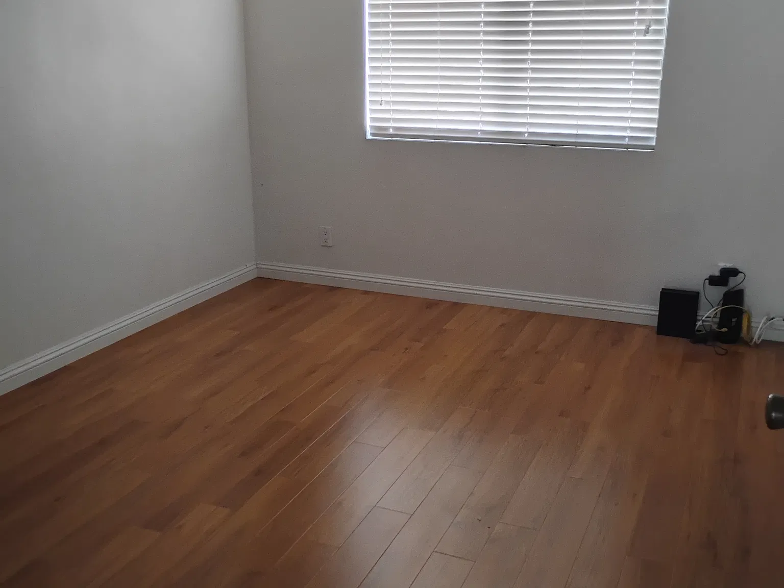 2 bed, $1,000 — Photo 1