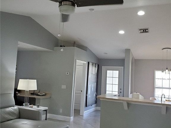 4th image of 603 Tomasello Ave