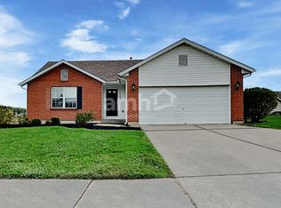 1266 Poplar Hill Dr, Lebanon, OH 45036