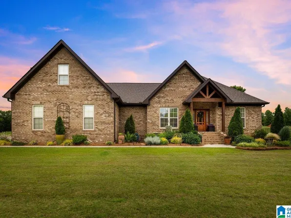 102 Peach Tree Dr, Thorsby, AL 35171