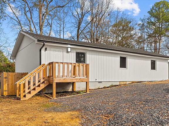 2nd image of 307 N Bogle St