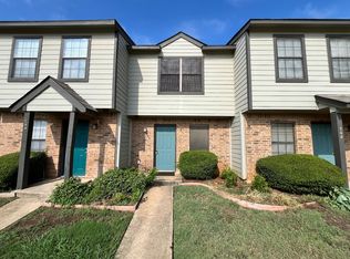 746 W Collins St, Denton, TX 76201