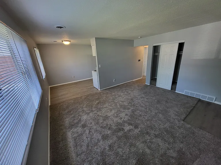 3359 Heatherton Dr #6 — Photo 3