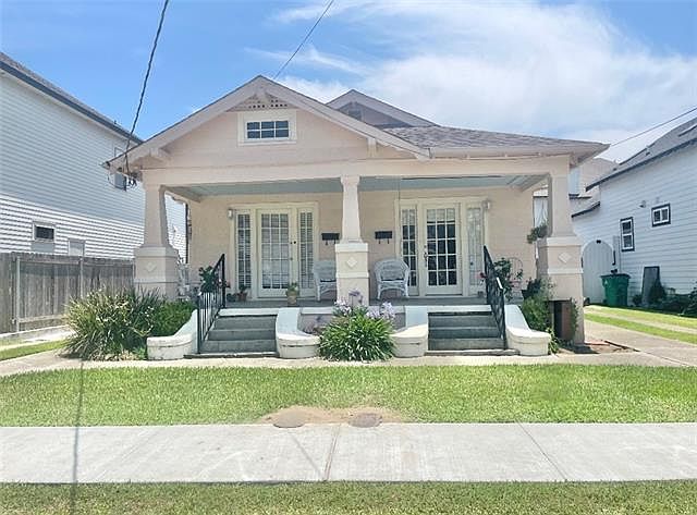 1st image of 313 Metairie Lawn Dr
