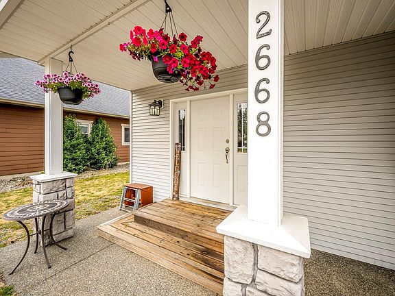 5th image of 2668 Grizedale Ave