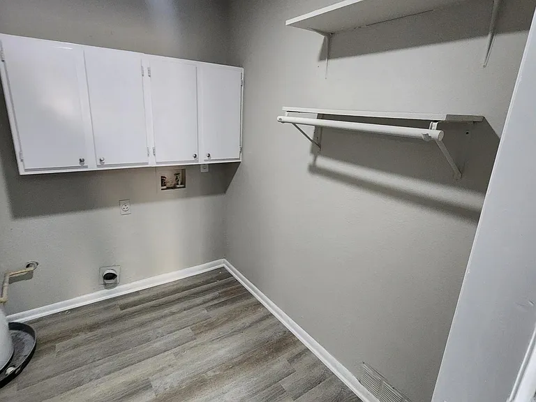 6741 Heavens Gate Dr — Photo 18