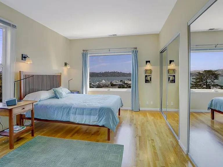 211 Woodward Ave #UPPER — Photo 8