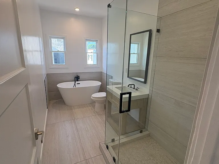 205 S Arnaz Dr #3 — Photo 3