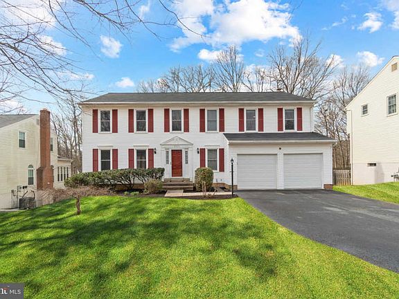 2nd image of 3733 Hetten Ln