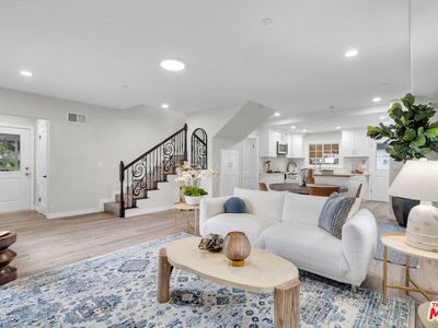 1151 N Meadows Ave, Manhattan Beach, CA, 90266