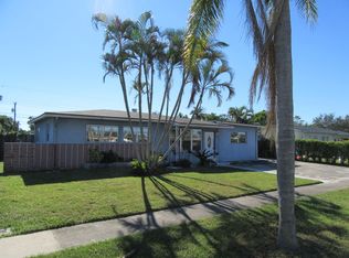 329 Winged Foot Rd, Palm Springs, FL 33461