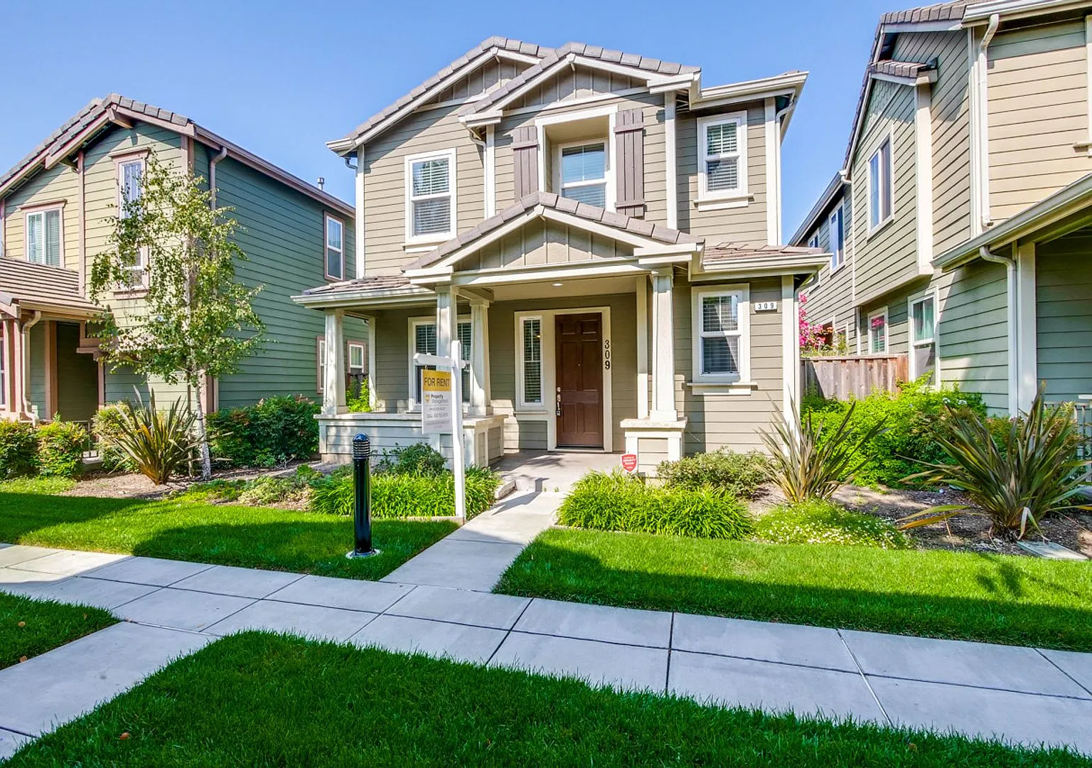 Wow! What a Great Home! Available Soon! — Photo 3