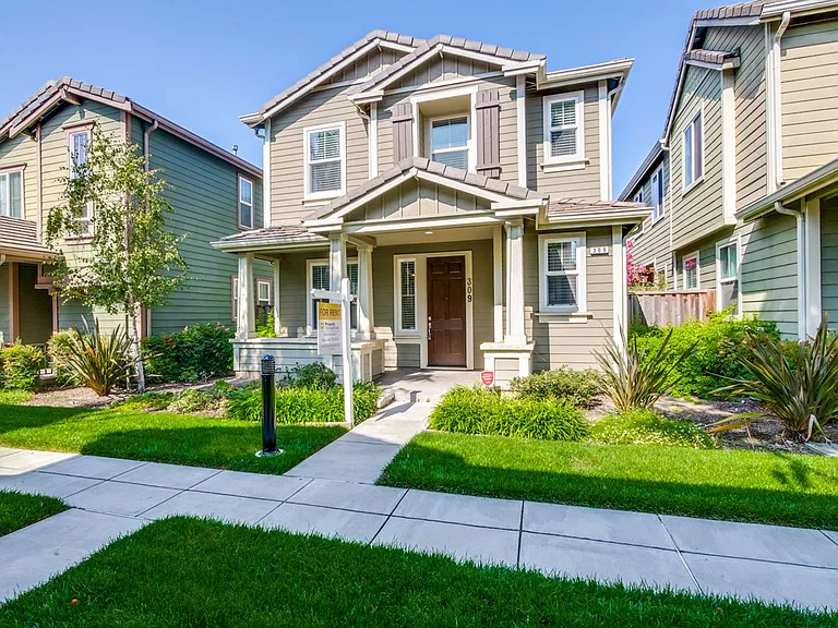 309 Rayos Del Sol Dr — Photo 3