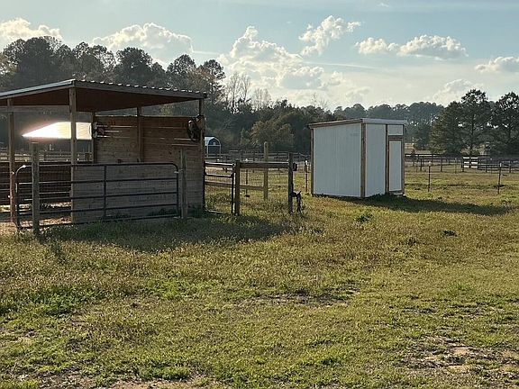 4th image of 1929 New Holland Rd