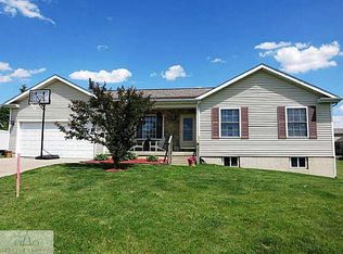 6050 N Canal Rd, Dimondale, MI 48821