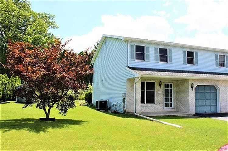 1st image of 424 McKeever Ln