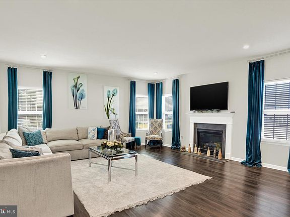 4th image of 4000 Allyson Rd