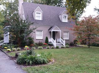 215 Arterburn Dr, Louisville, KY 40222