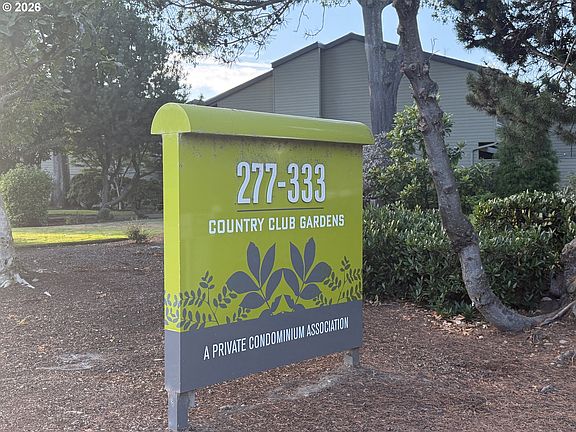 2nd image of 327 Country Club Rd