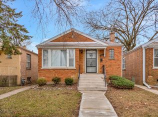 310 W 145th St, Riverdale, IL
