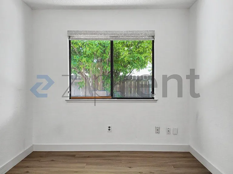 691 Cutting Way — Photo 26