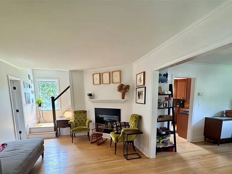 74 N Elm St — Photo 8