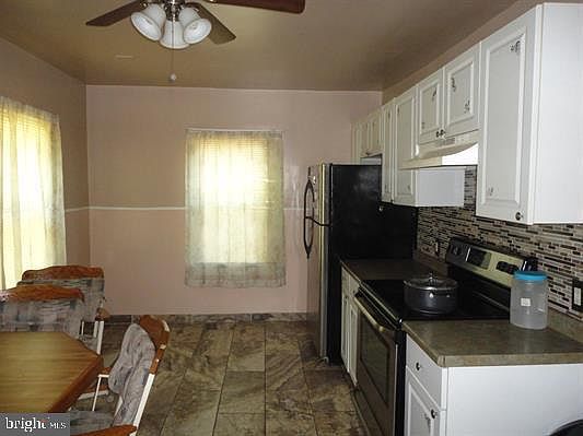 3rd image of 46 Ellis St