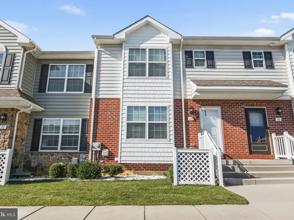29 Cambria Ln, Smyrna, DE 19977
