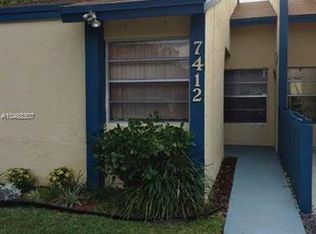 7412 NW 34th St, Lauderhill, FL 33319