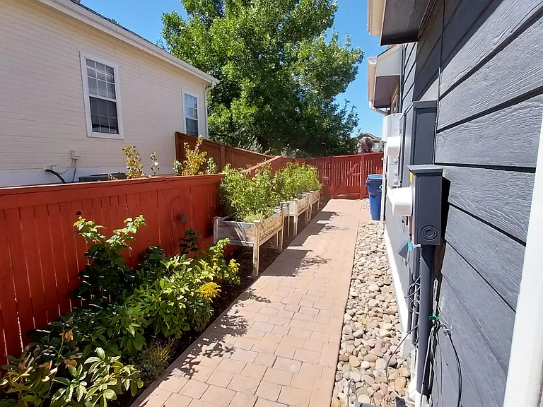 9786 Buckingham Ct — Photo 44