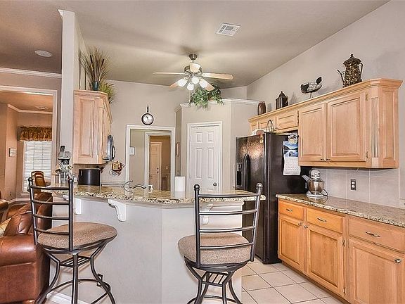 5th image of 16805 Autumnwood Dr