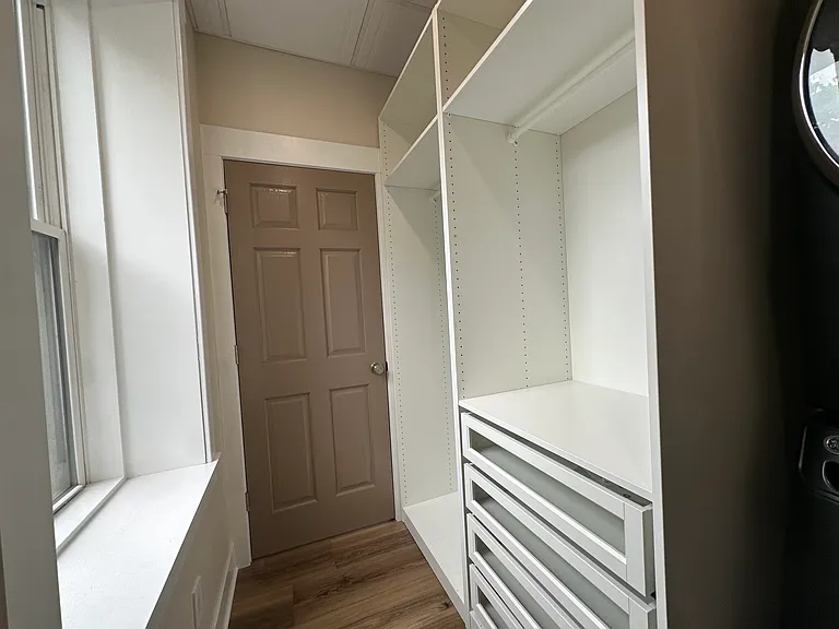 242 E 2nd St #1 — Photo 10