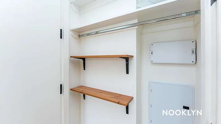 Rented by Nooklyn NYC LLC | media 38