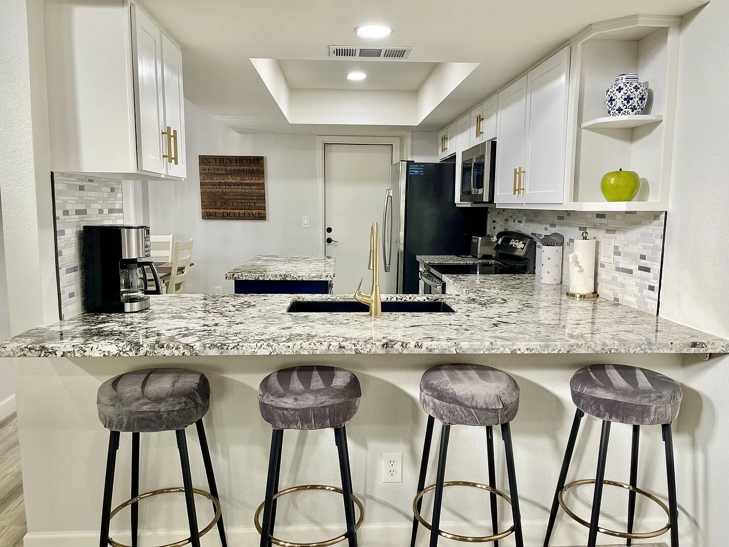 Serene Scottsdale Living! — Photo 3