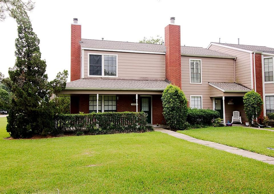1st image of 16816 Holly Trail Dr