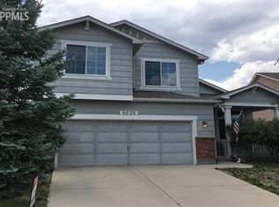 6826 Grand Prairie Dr, Colorado Springs, CO 80923
