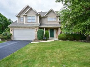 505 Sharon Ln, North Aurora, IL 60542
