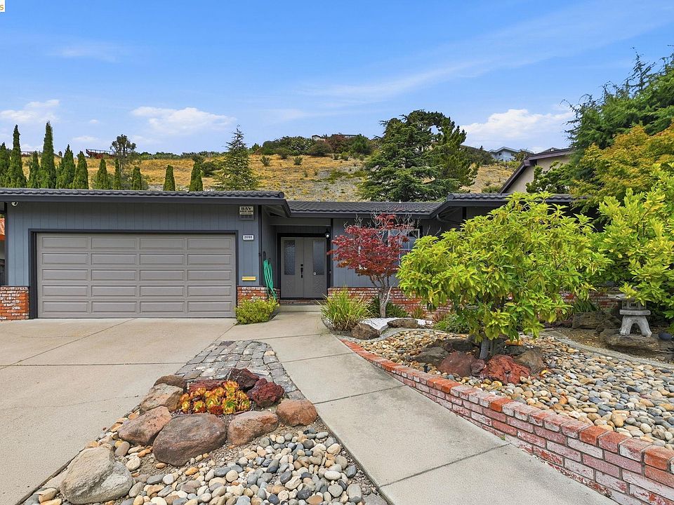 1st image of 2090 Hillside Dr