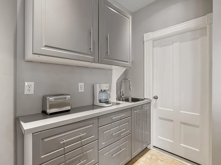 792 Grove St #1 — Photo 10