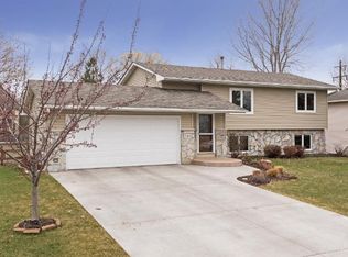 7163 Brian Dr, Centerville, MN 55038