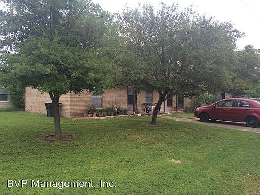2nd image of 703 Nimitz St