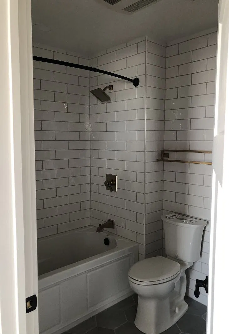 1 bed, 825 sqft, $1,470 — Photo 3