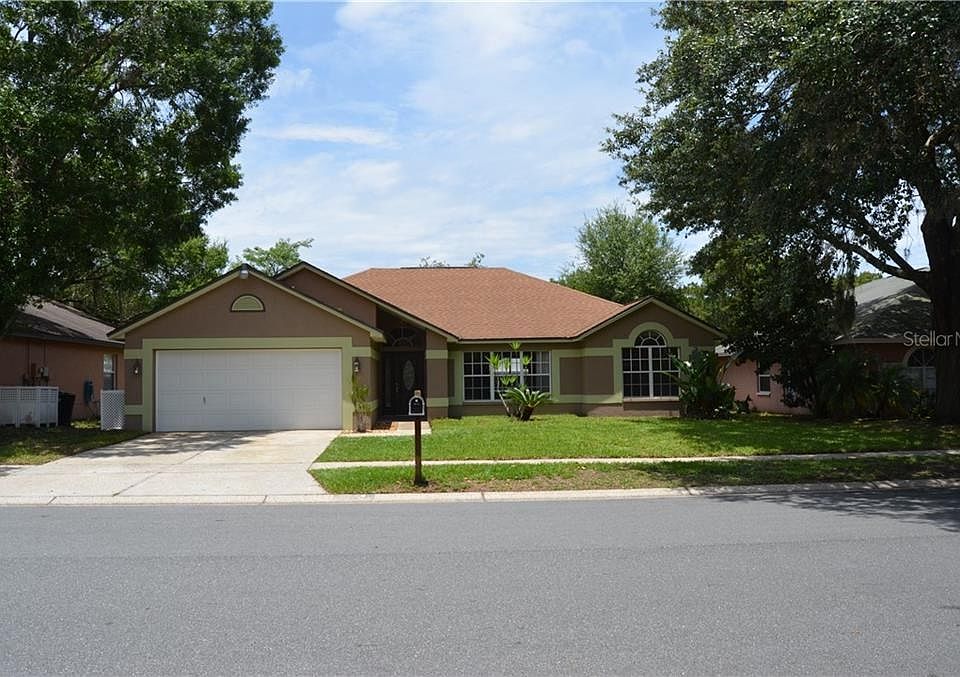 1st image of 24335 Twin Lake Dr