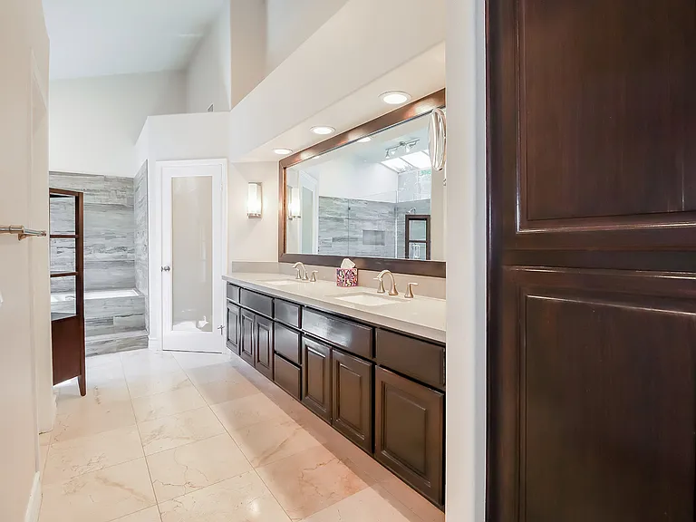 23287 Park Basilico — Photo 39
