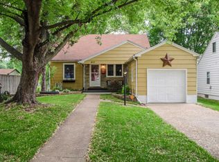 833 11th St NW, Rochester, MN 55901