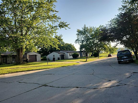 4th image of 2005 Bowie Ct