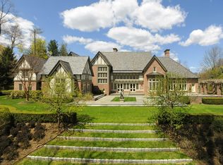 9 Conyers Farm Dr, Greenwich, CT 06831