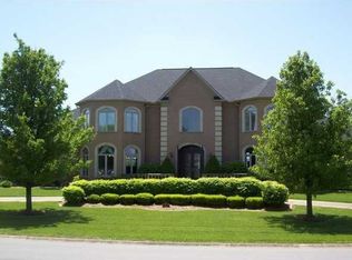 11736 Paramont Way, Prospect, KY 40059