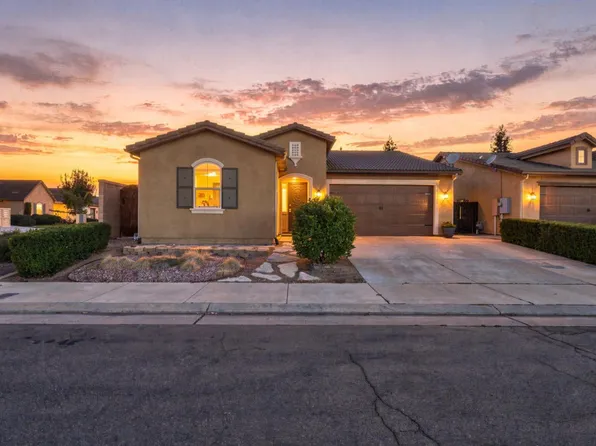 742 Kaweah Ave, Clovis, CA 93619