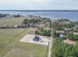 563 Whitehat Rd, Hertford, NC 27944